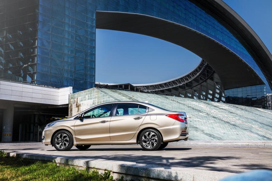  Honda Crider 2016 года  (CN) (фото 7 из 8)